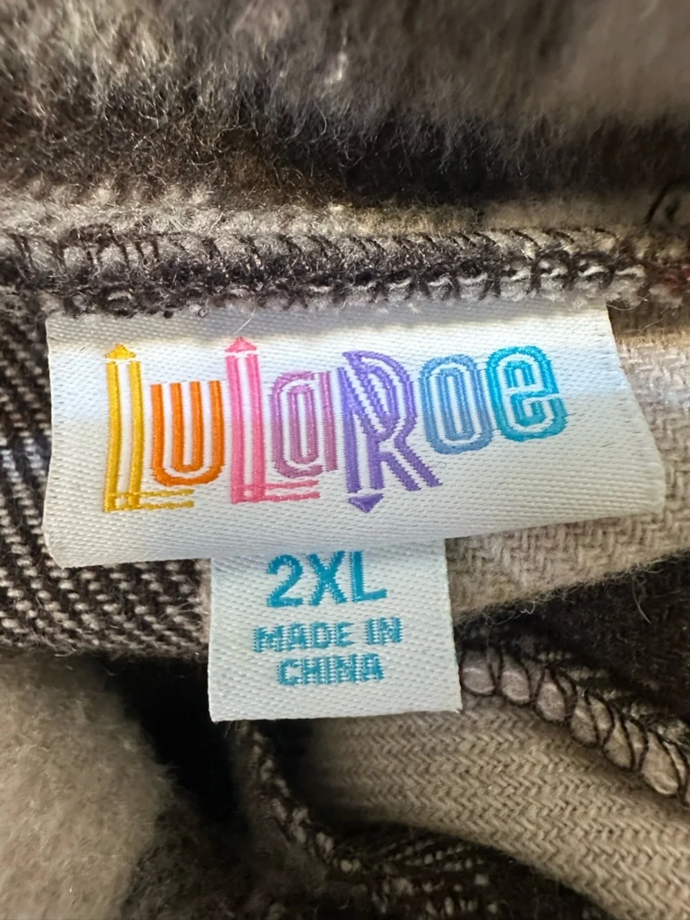 #147 - LuLaRoe Plaid Utility Shacket in Gray, White & Red - Picture 12 of 13